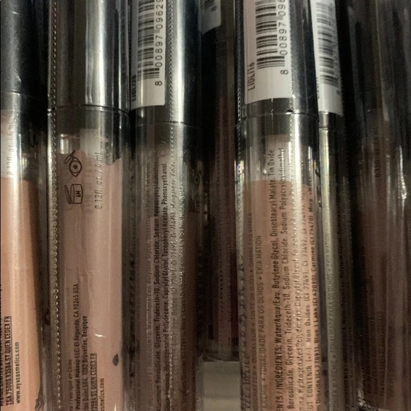 NYX Lid Lingerie Matte Liquid Eye Tint Mixed Lot - Picture 2 of 4